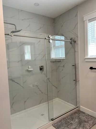 Shower/Tub Surround in Porcelain Carerra Style Tile 2