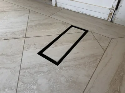 Custom curved border diamond pattern front entrance tile floor