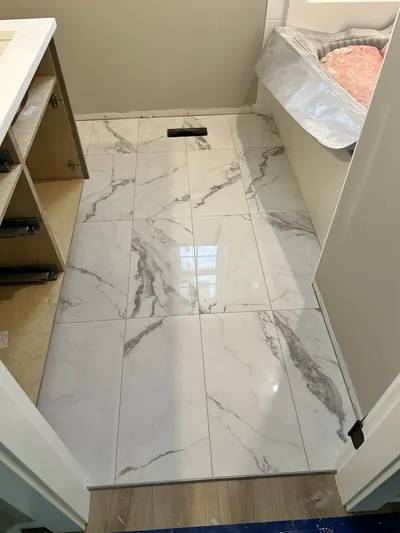 Stacked Layout Glossy Carerra Tile Floor 3